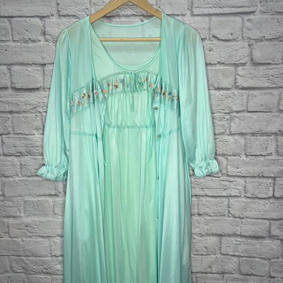 Vintage Texsheen Peignoir Nightgown Set Teal Blue Size M Shiny Long Floral 60/70 - Picture 3 of 14